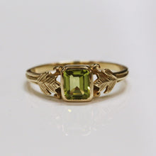 Load image into Gallery viewer, Peridot Ring
